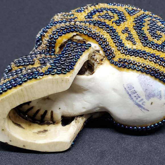 Huichol Beaded Skull on Hand Carved Fish Bone ~ Handcrafted by indigenous artist - Picture 7 of 7